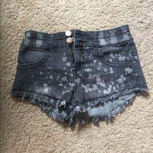 No Boundaries Women’s/Junior’s Shorts